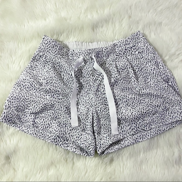 lululemon athletica Pants - Lululemon shorts